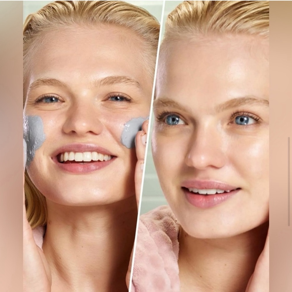 GLAMGLOW
SUPERCLEANSE Clearing Cream-to-Foam Cleanser - Picture 3 of 7